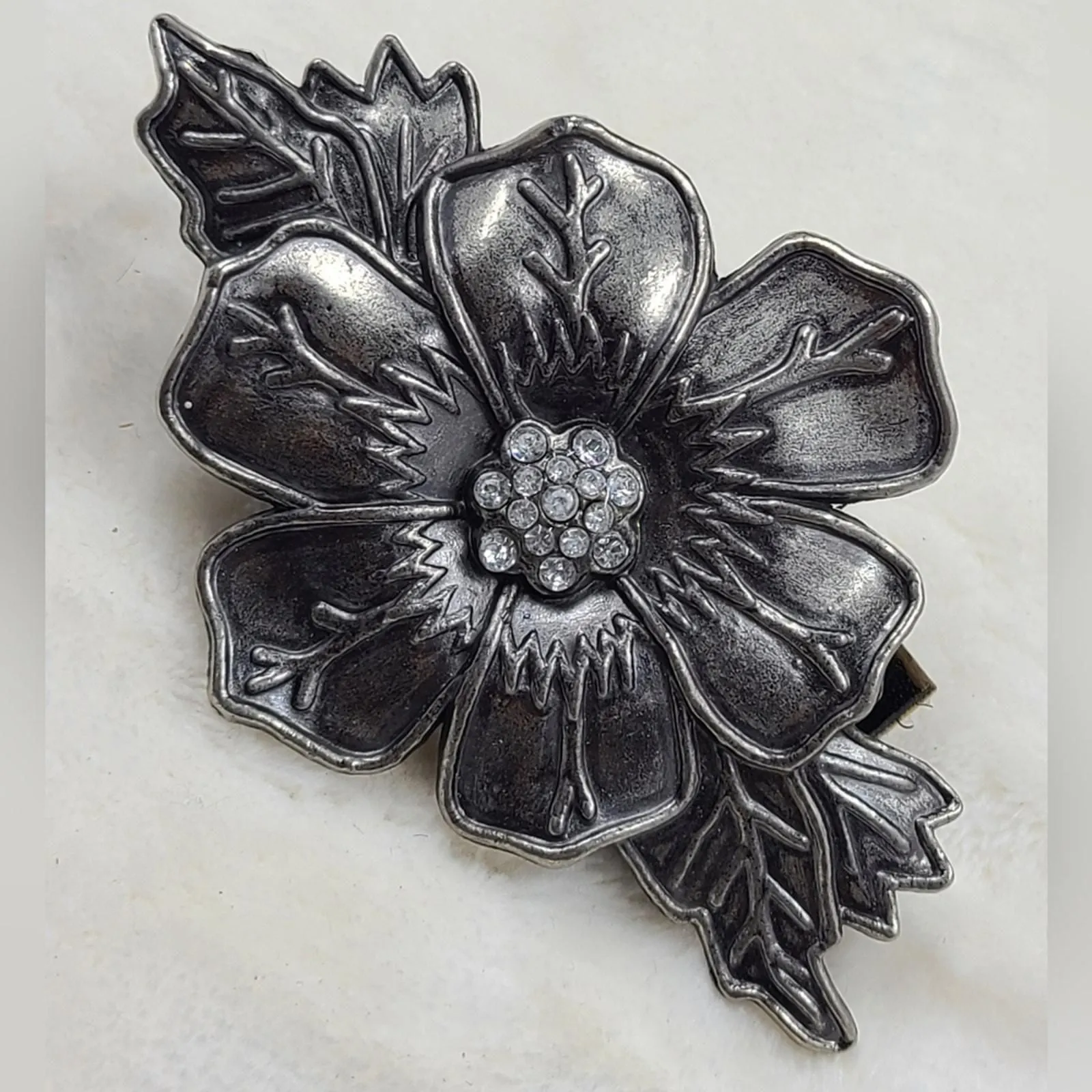 Product image for Silver Tone Floral Belt Buckle With Clear Stones
