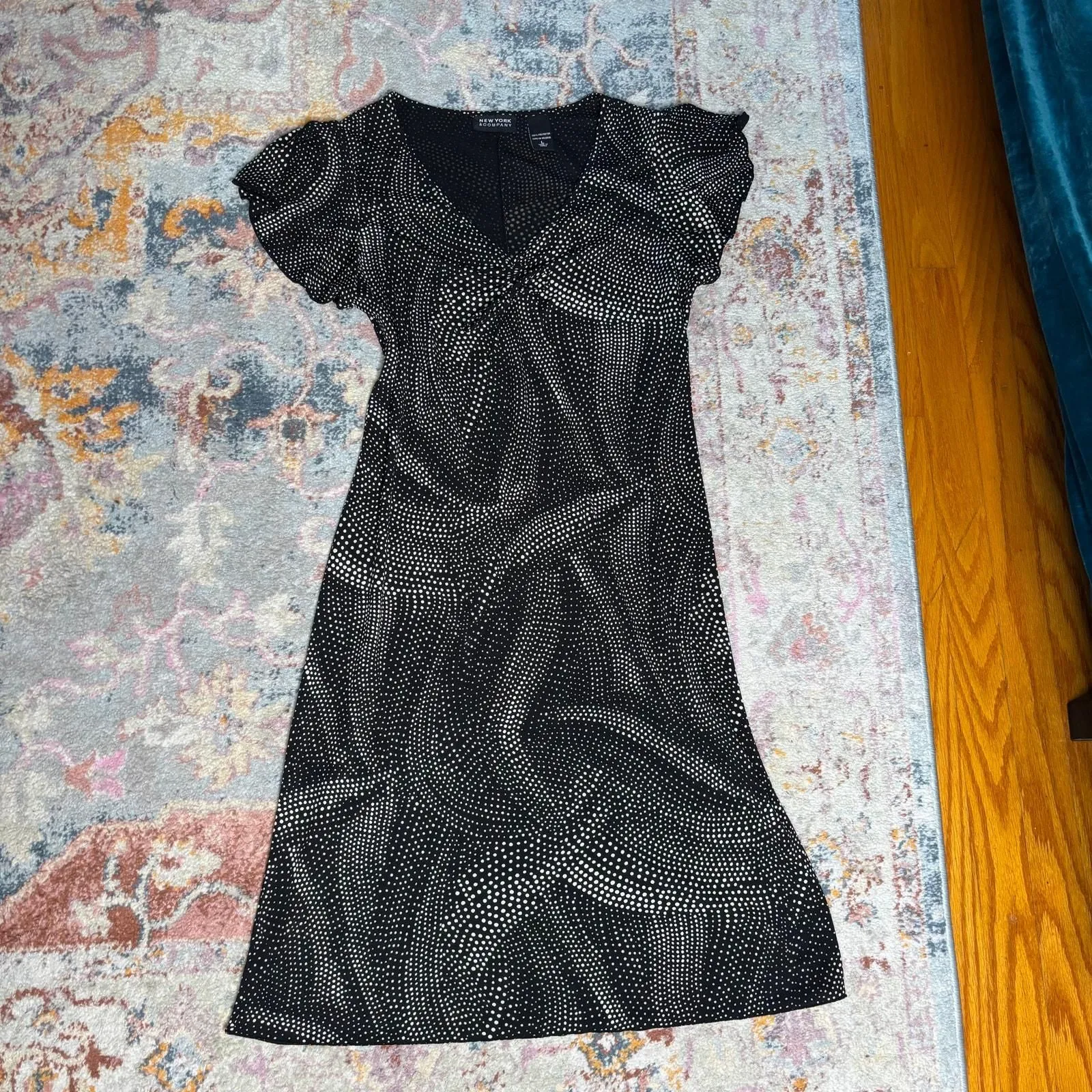 XHqkAENfxV6hznxoQ60o Picture 0