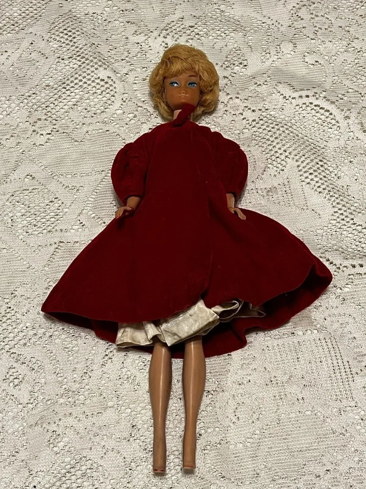 Product image for Vintage 1968 Mattel Barbie Blonde Bubblecut Doll W/ Red Flare Coat & Dress
