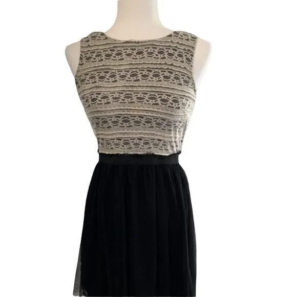 Product image for Lots of Love by Speechless Sleevless Tulle Off White & Black Dress - Size Small