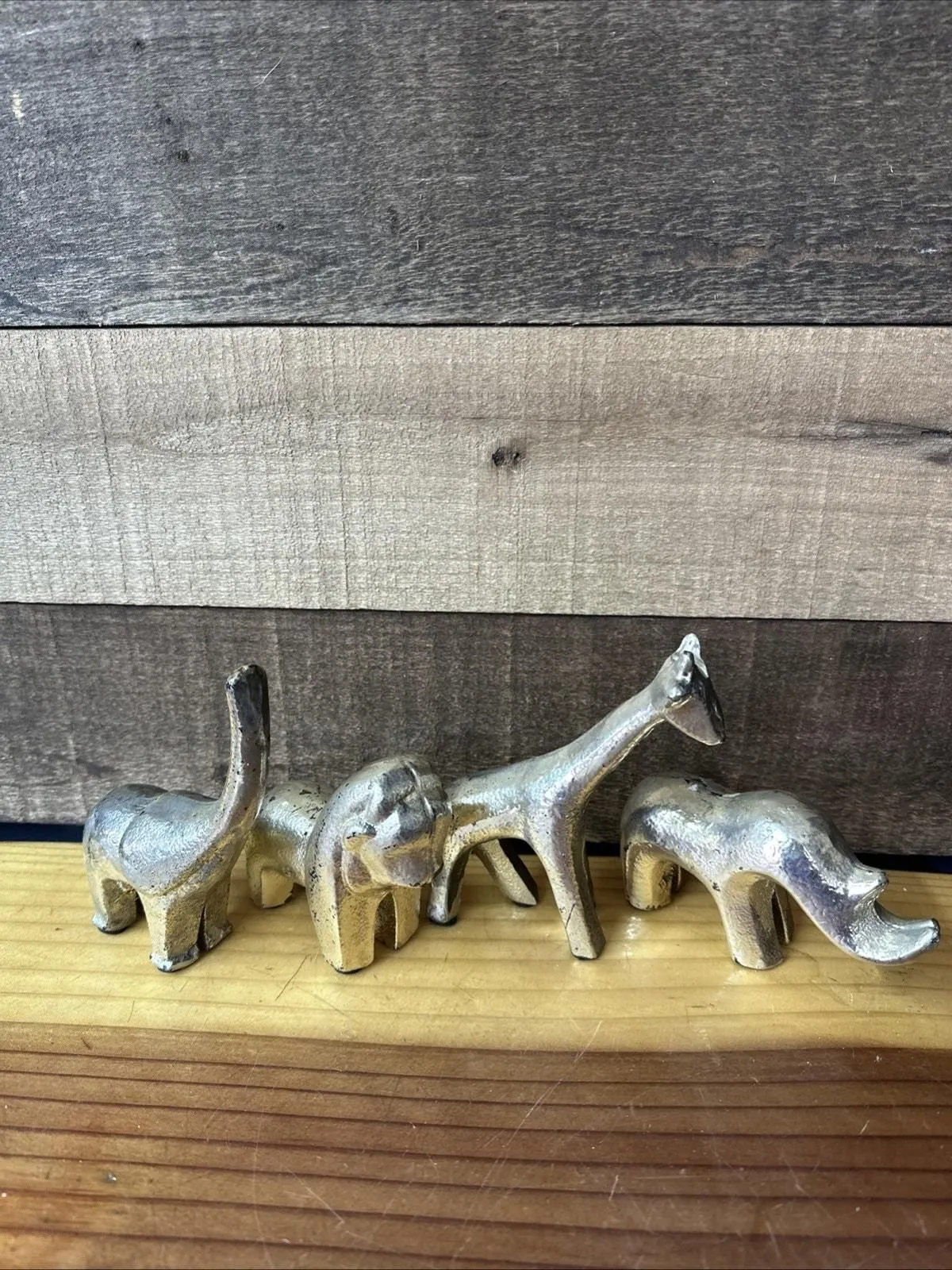 Product image for Elephant Giraffe Rhino Lion Safari Animals Heavy Cast Iron Silver Painted Decor