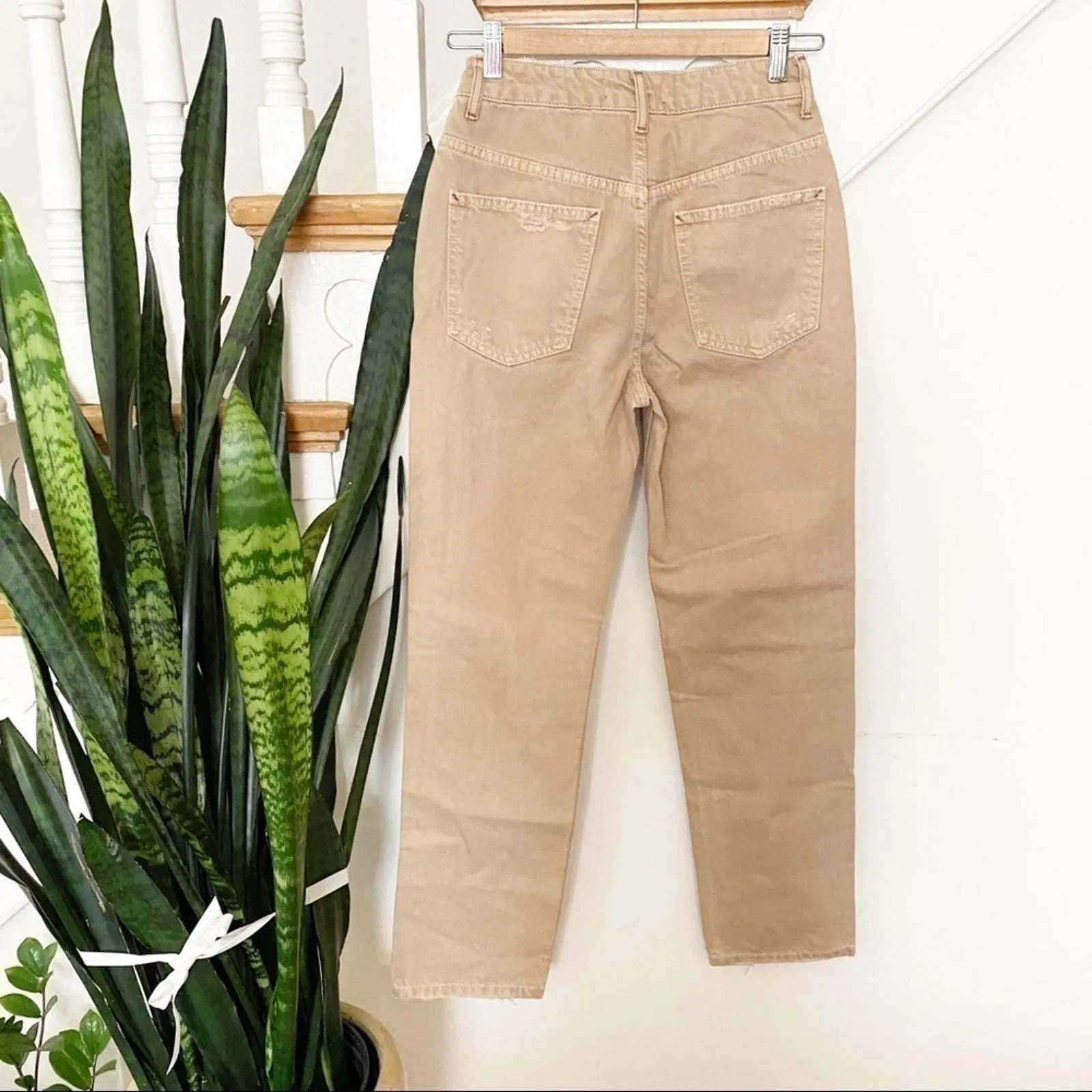 Listing Image Blurred Background