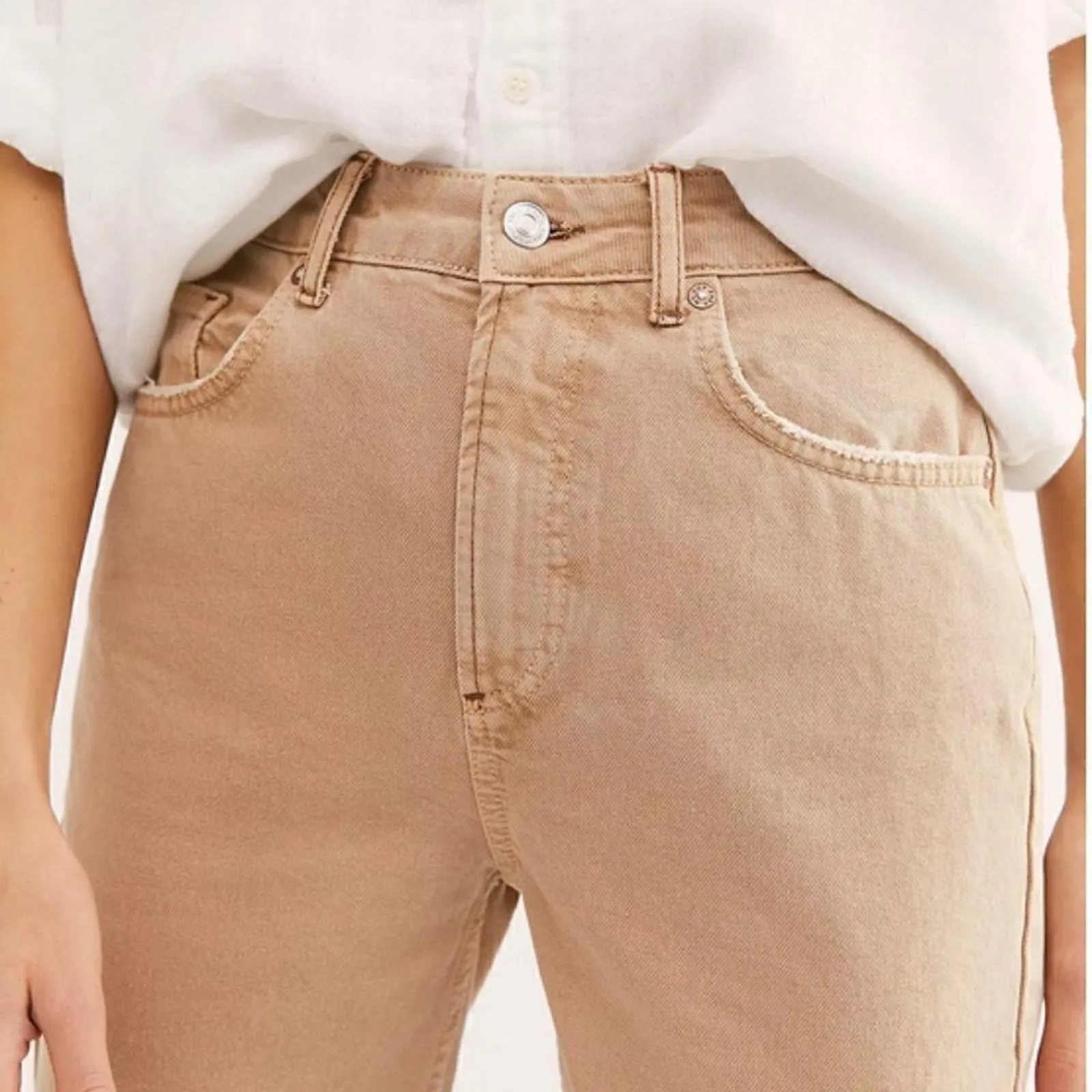 Listing Image Blurred Background