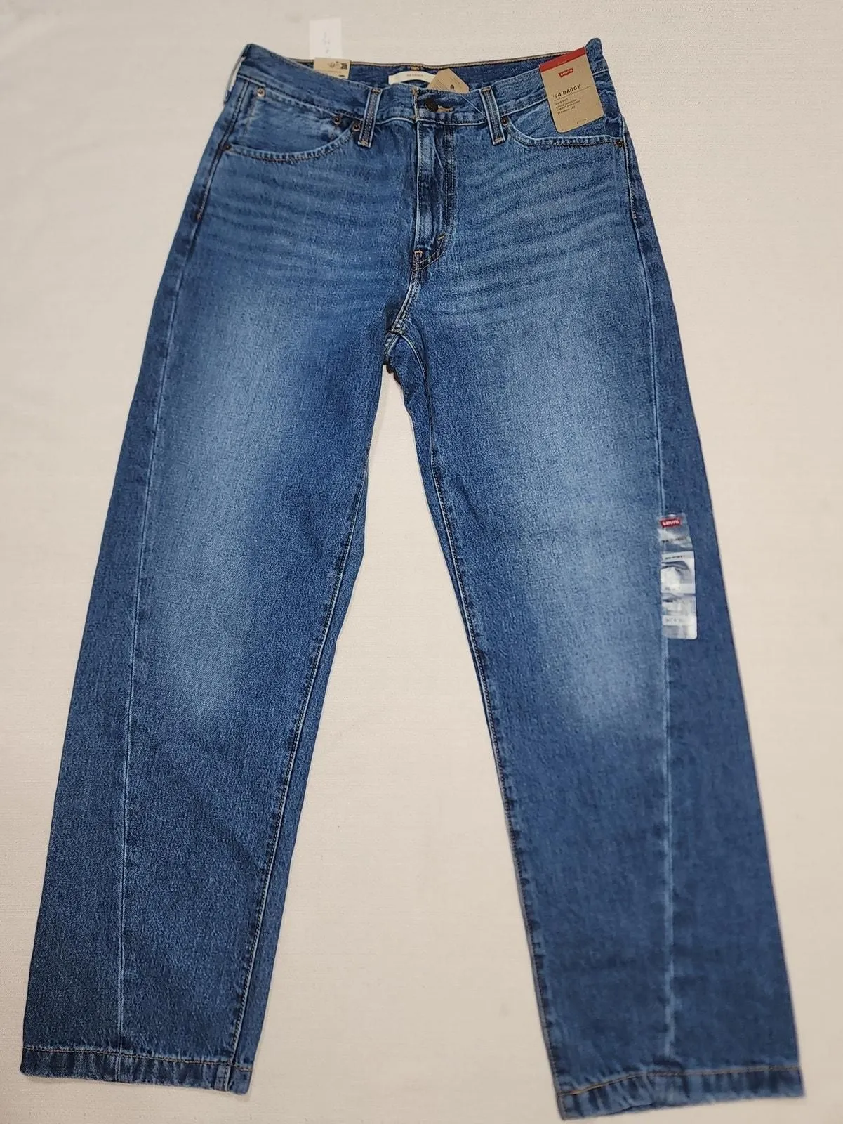 Product image for Levi's 94 baggy mid rise loose hips and thigh W30''xL31'' women's straight leg - new-with-tags - Levi's