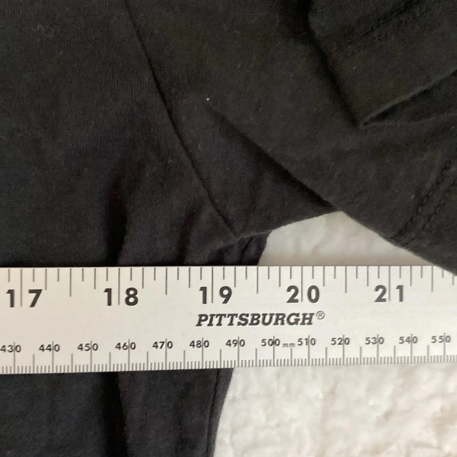 Listing Image Blurred Background