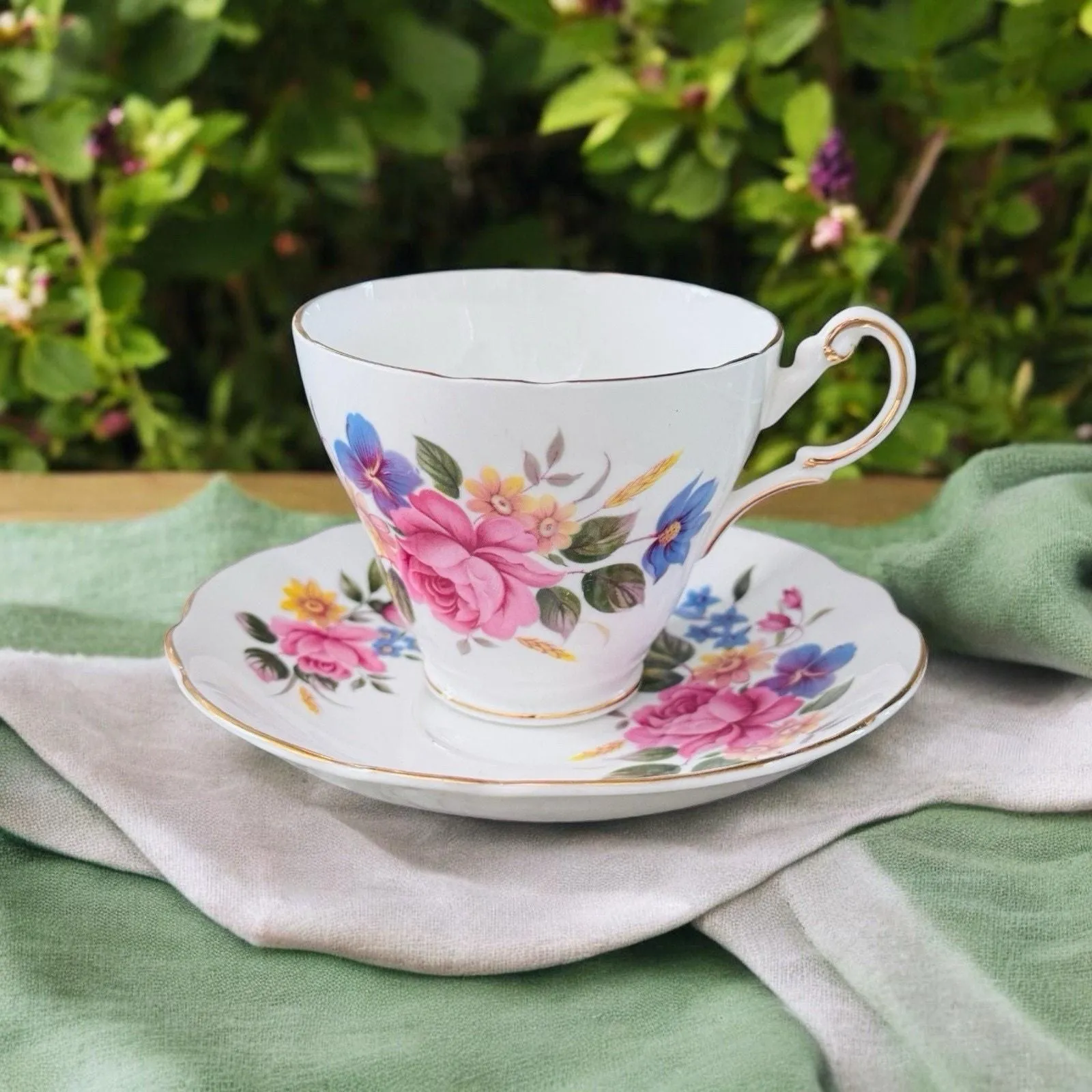 Product image for Regency Bone China Teacup & Saucer Made in England Floral Pink Rose Blue Pansy - pre-owned---good