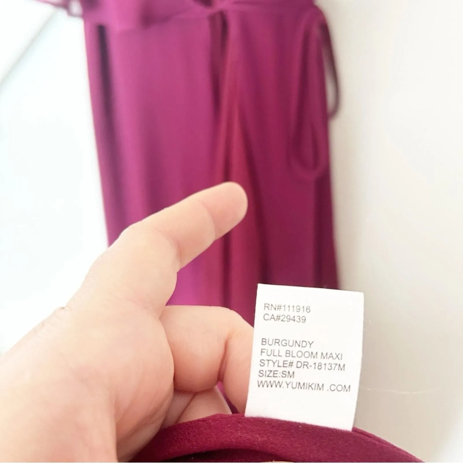 Listing Image Blurred Background