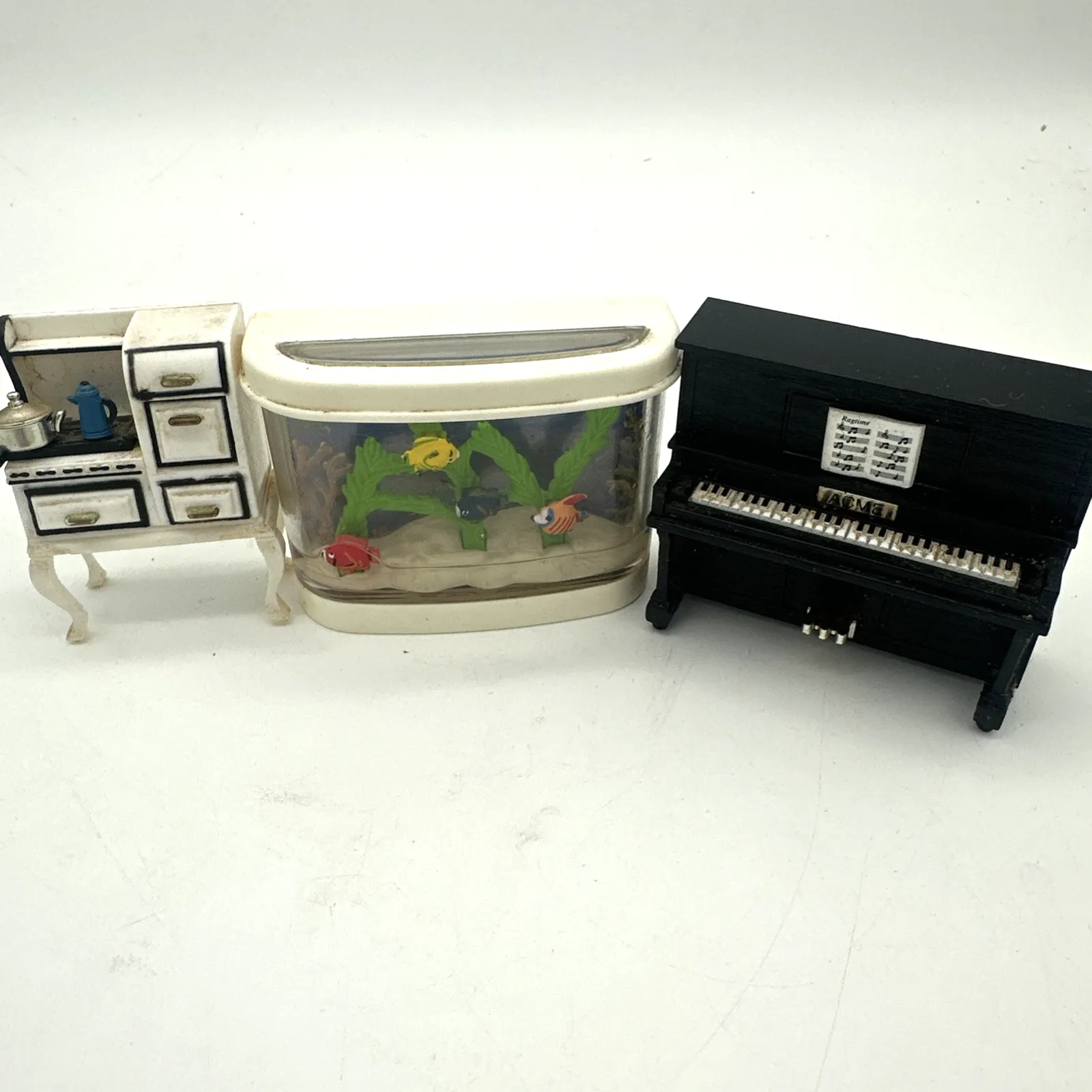 Product image for Lot Of 3 Vintage Acme Fish Tank,Stove,Piano Plastic Refrigerator Magnet