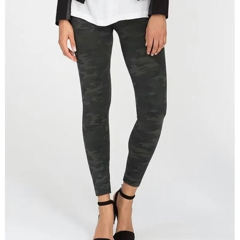 Product image for NWT Spanx Look at Me Now Sage Camo Leggings Small - new-with-tags - SPANX