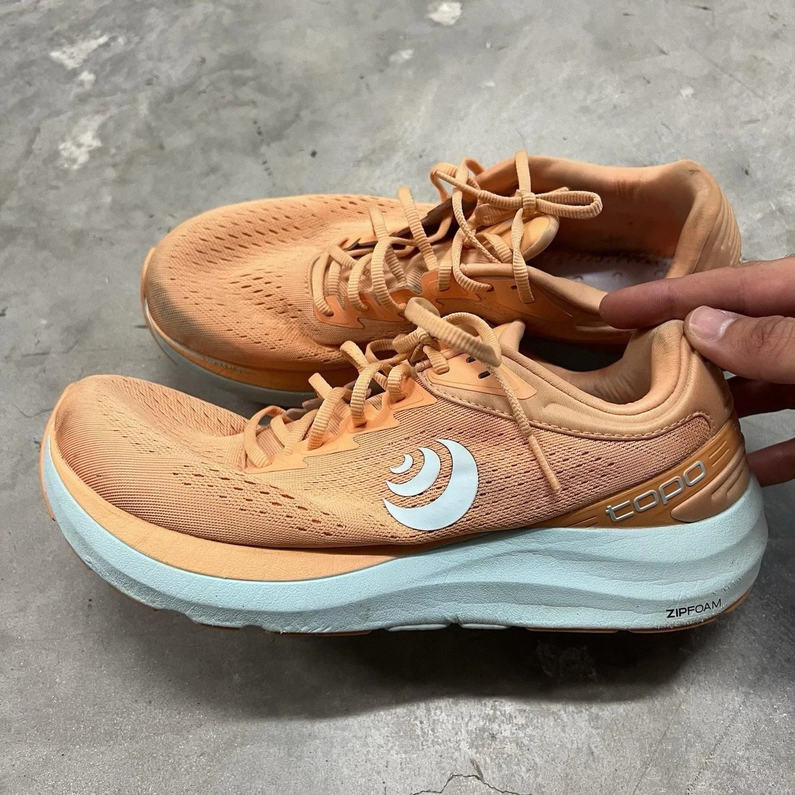 Product image for Topo Athletic Phantom 3 Orange/Sky Womens Size 11 NO INSOLES - Topo Athletic