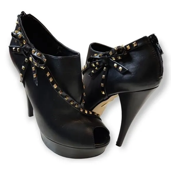 Product image for Truth or Dare By Madonna. Black platform heels open toe sz 7.5