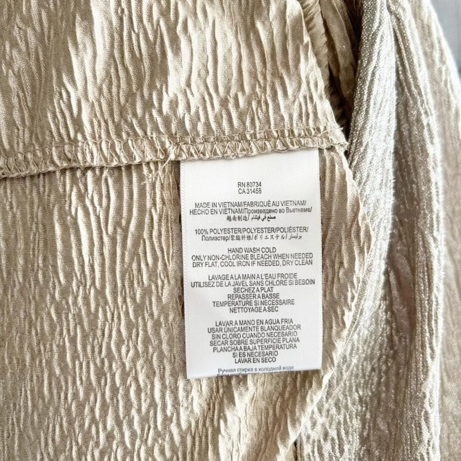 Listing Image Blurred Background
