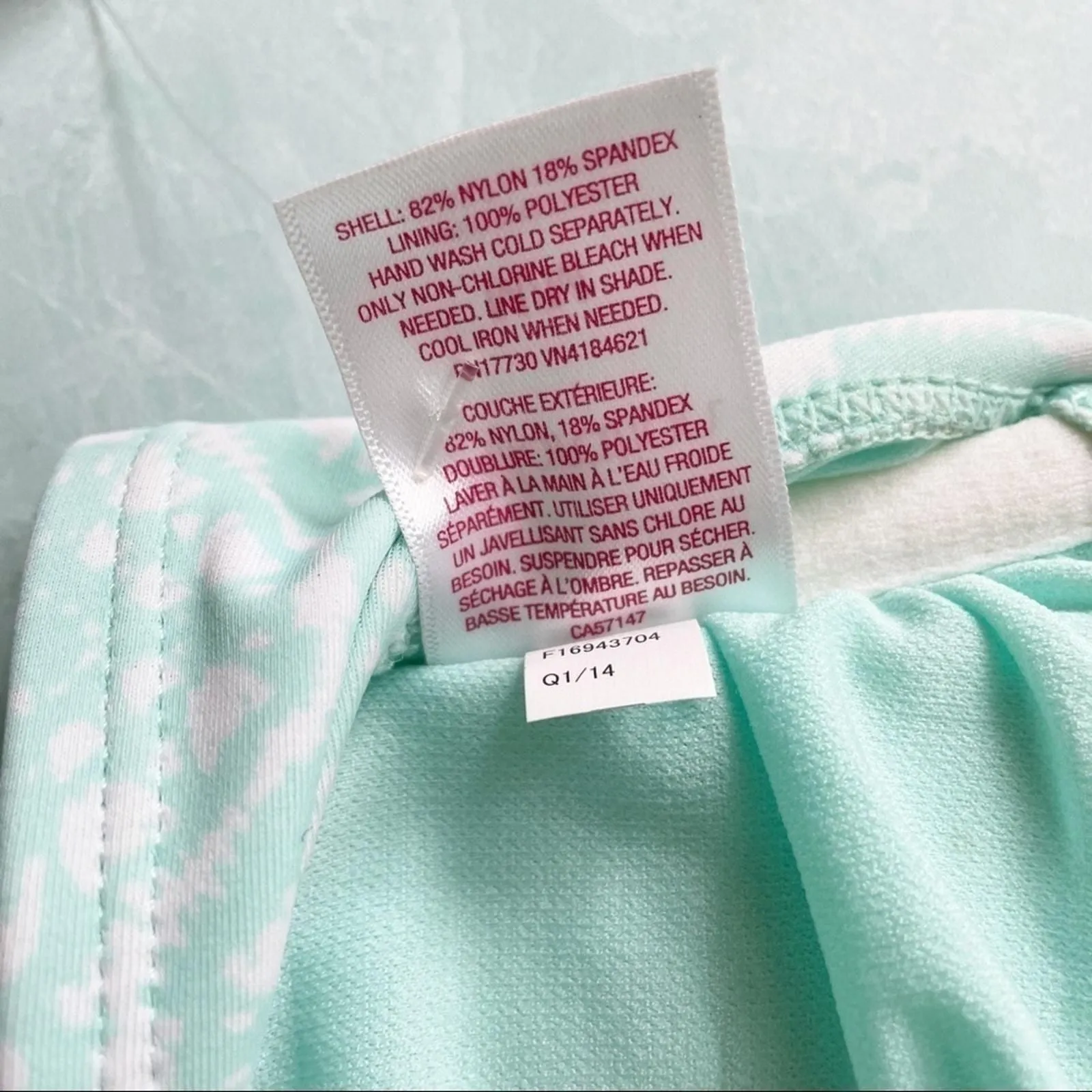 Listing Image Blurred Background