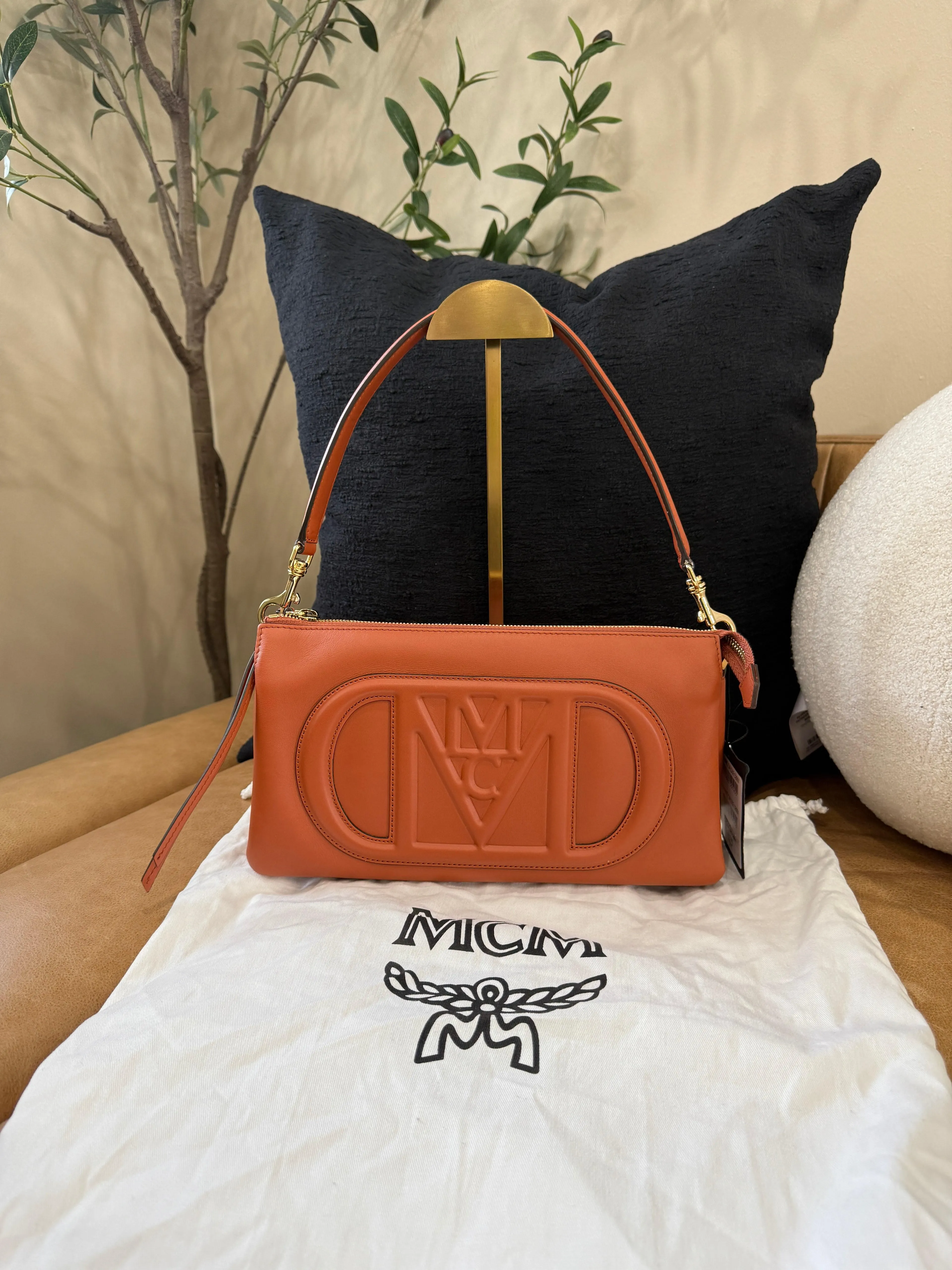 Product image for BRAND NEW- MCM Brown Calf Leather Small Travia Shoulder bag - - - - - -