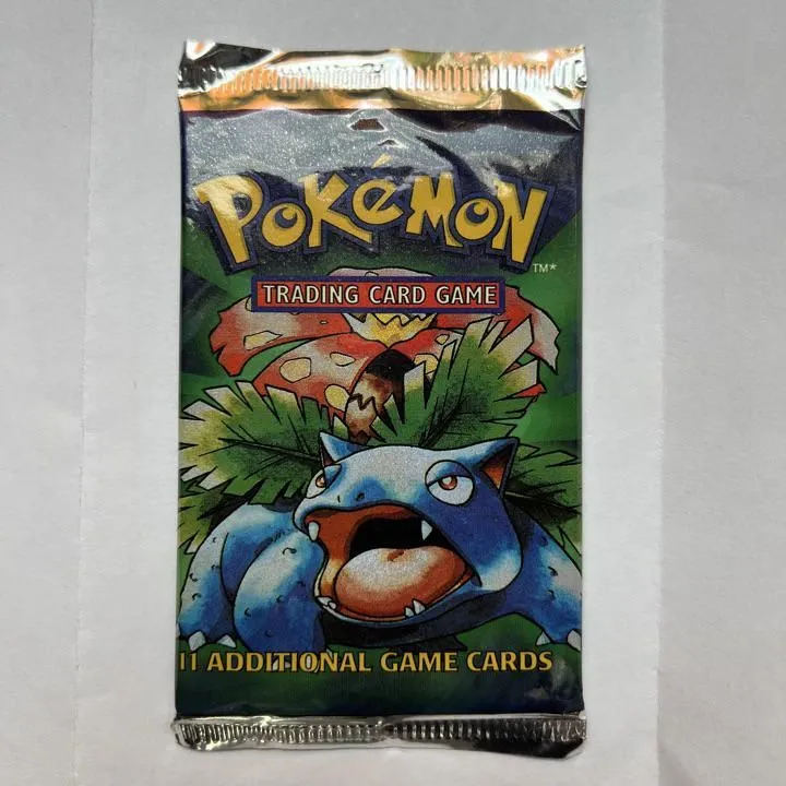 Product image for Base Set Booster Pack (Venusaur) [Unlimited Edition]