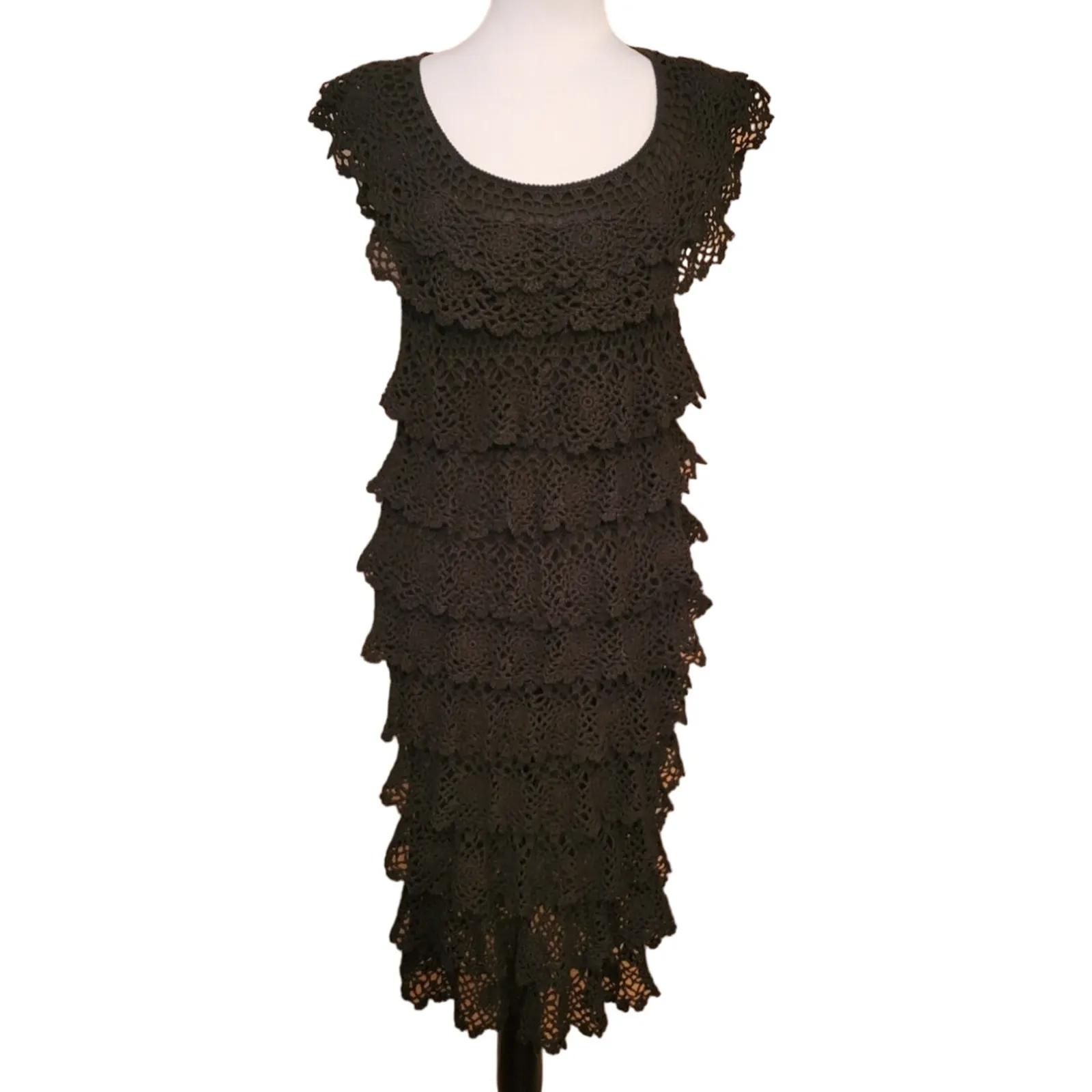 Product image for VTG Black Crochet Tiered Midi Dress Whimsigoth Witchy LBD Fairy Grunge Size M - pre-owned---good - Donna Rae