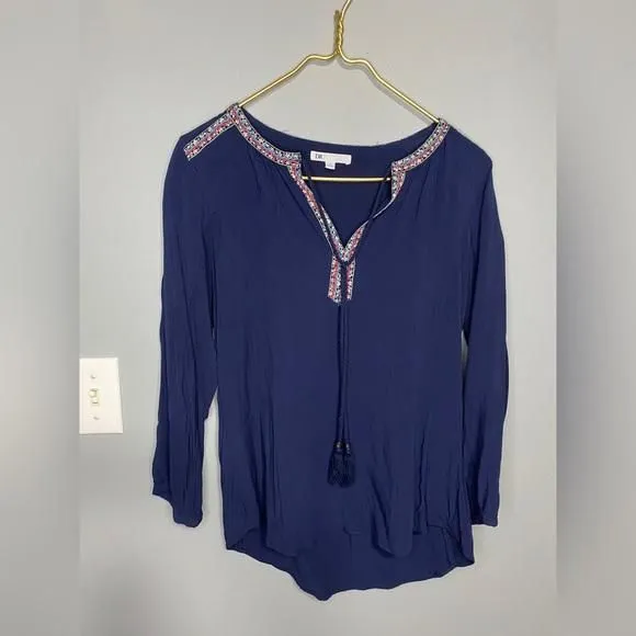 Product image for Dr2 Embroidered 3/4 Sleeve Shirt