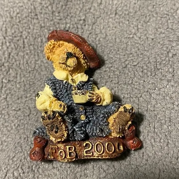 Product image for VTG FOB 2000 TBC Bear Brooch