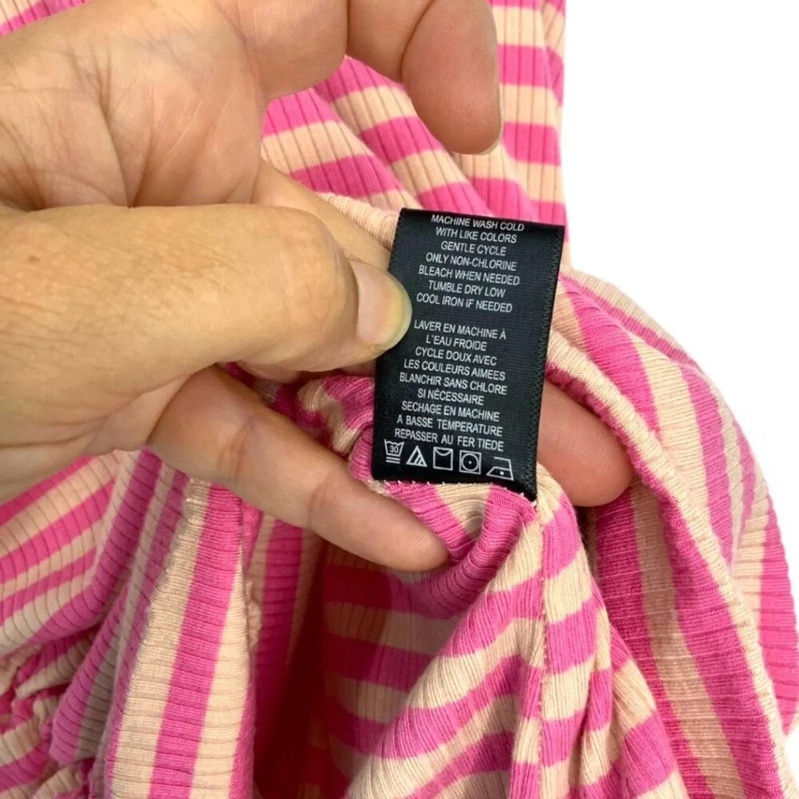 Listing Image Blurred Background