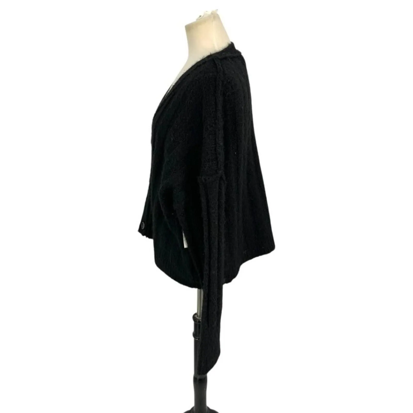 Listing Image Blurred Background