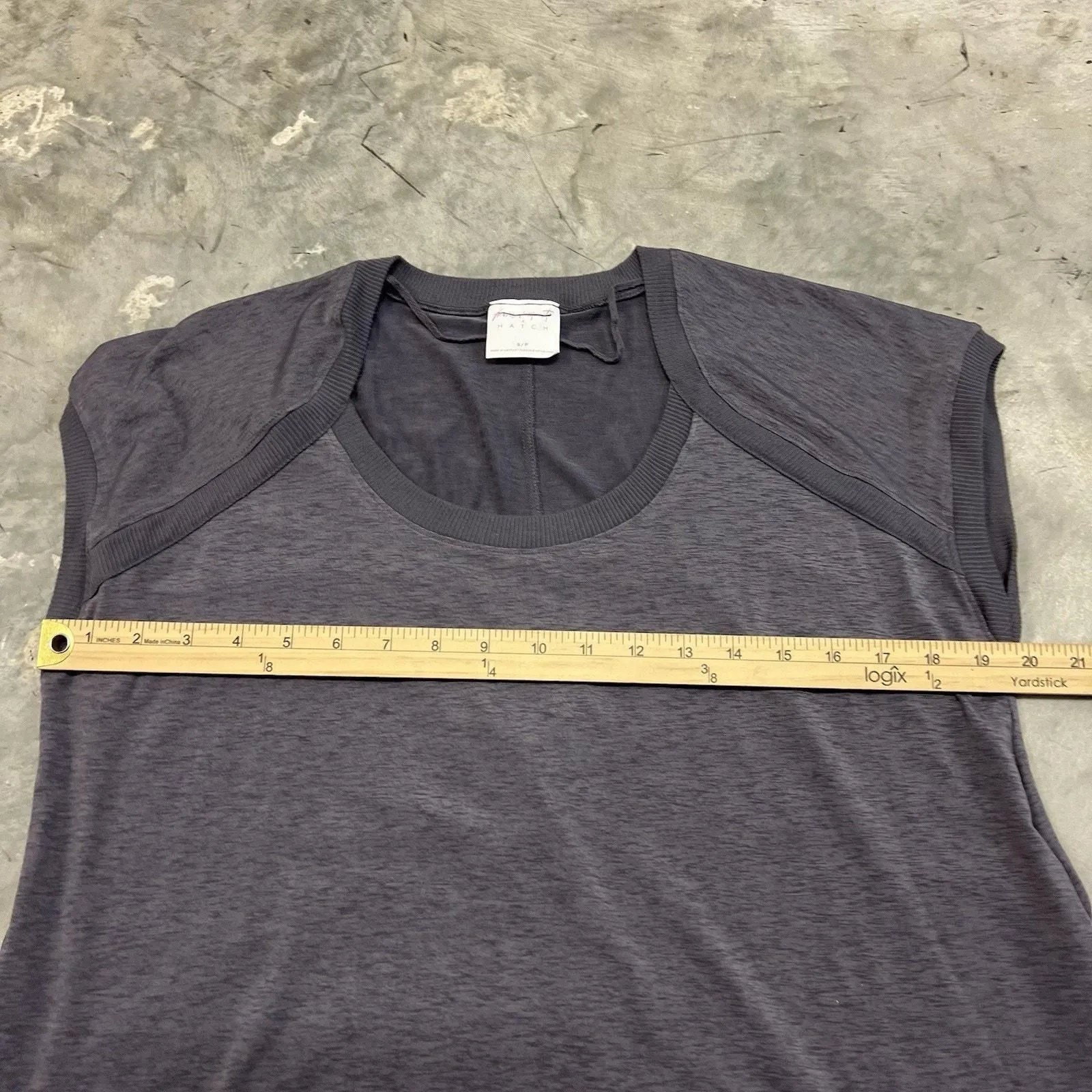 Listing Image Blurred Background