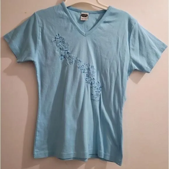 Product image for Vintage Rainforest Cafe Souvineer Blue Floral Embroidered Juniors XL T-Shirt