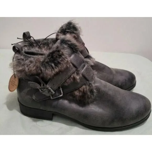 Product image for FOREVER 21 Grey Faux Fur/ Faux Suede Ankle Boots Womens Size 8 New
