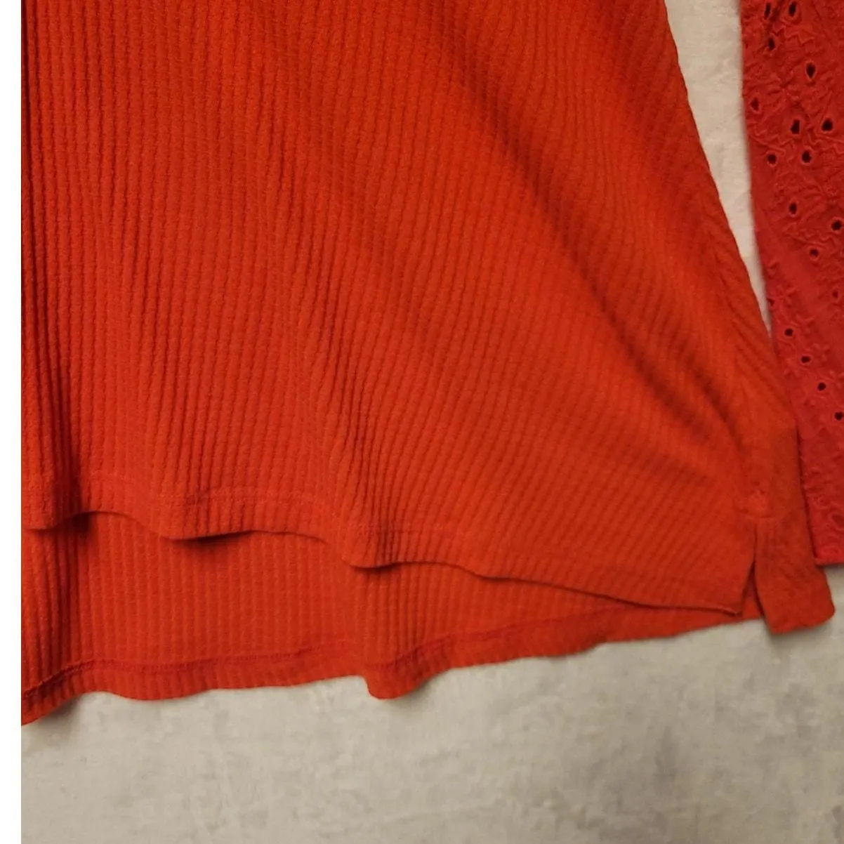 Listing Image Blurred Background