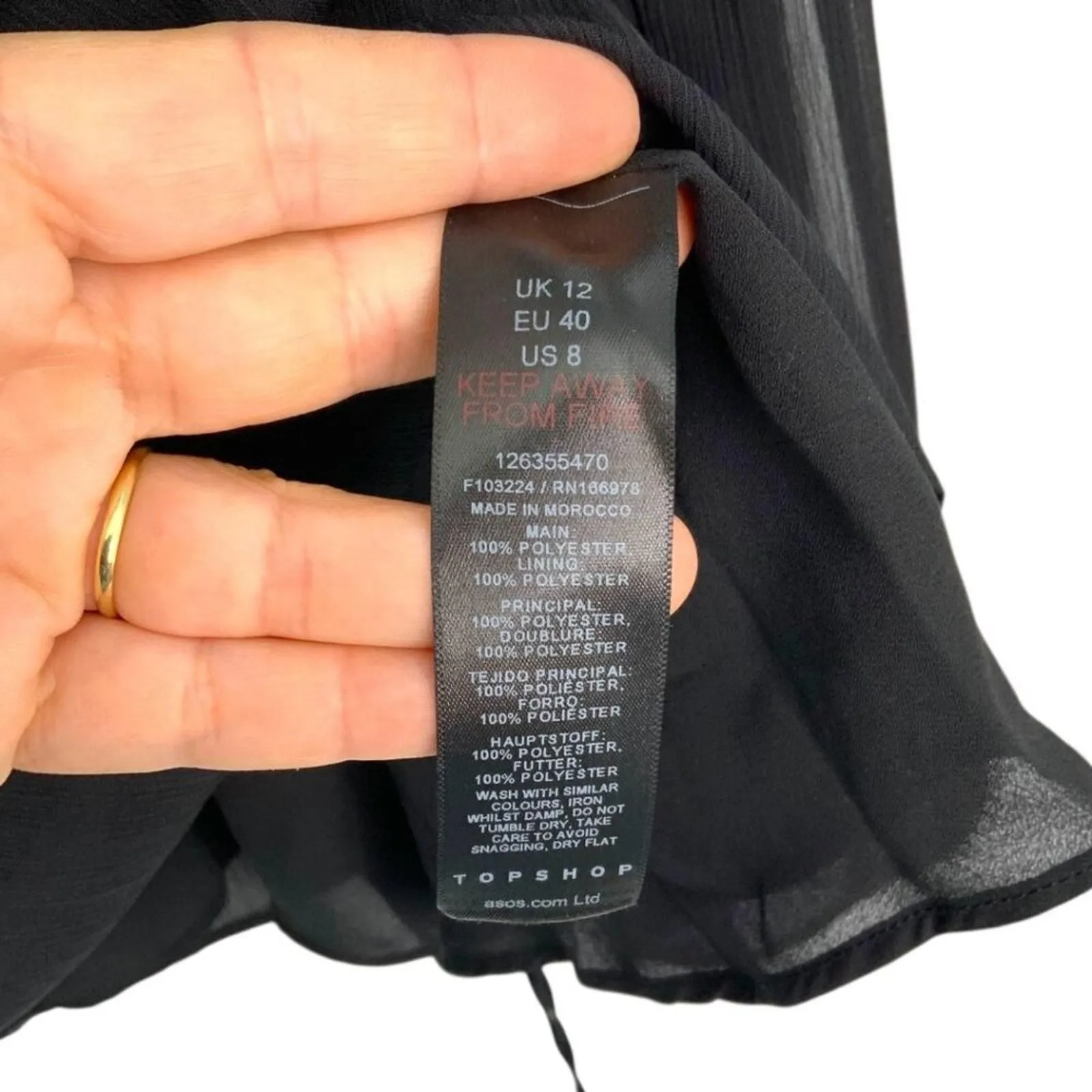Listing Image Blurred Background