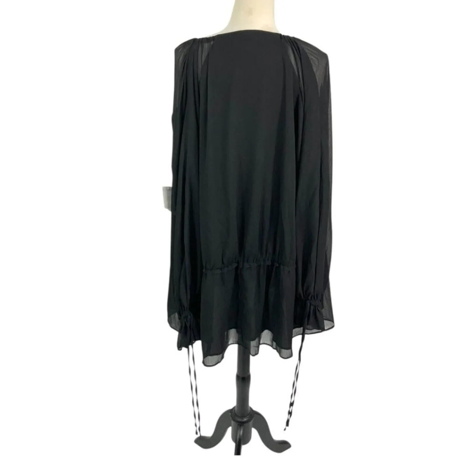 Listing Image Blurred Background