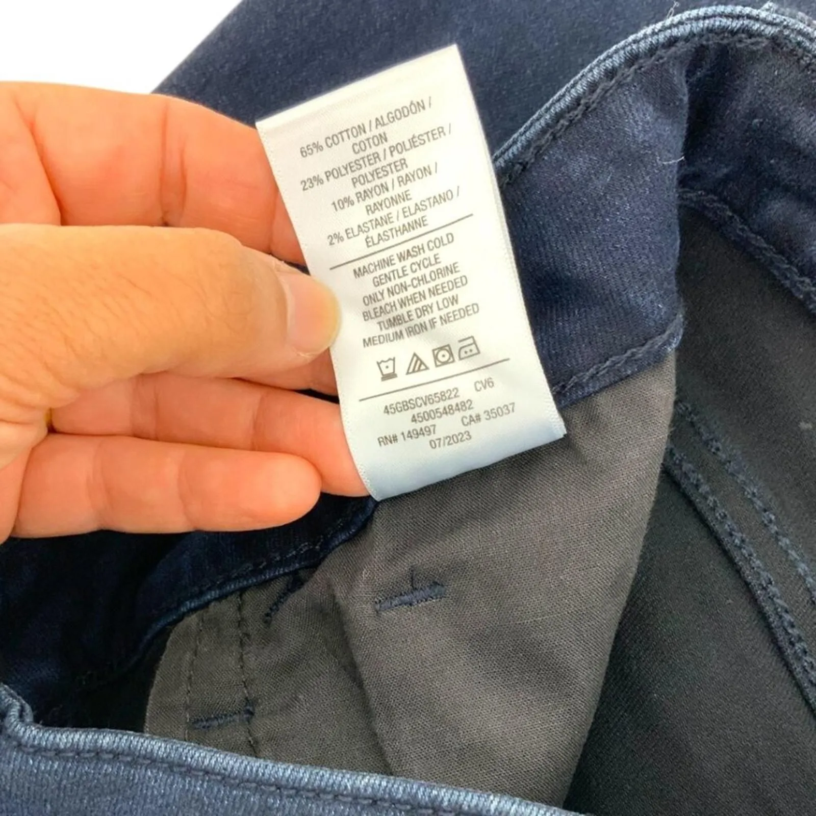 Listing Image Blurred Background