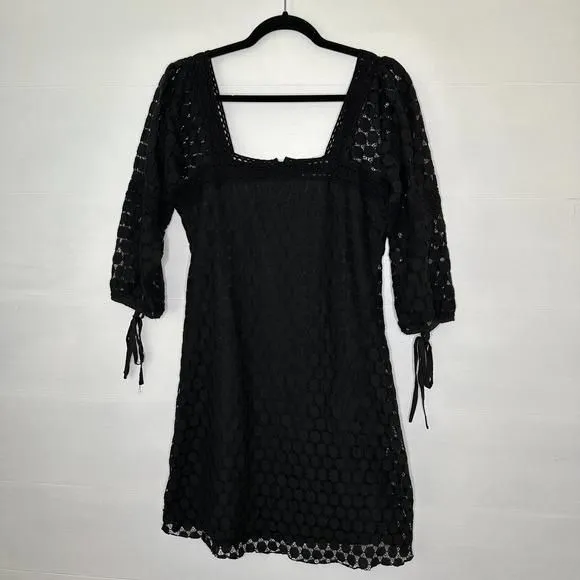 Solitaire by Ravik Hosla crochet lace eyelet dress square neck Black mini boho M1