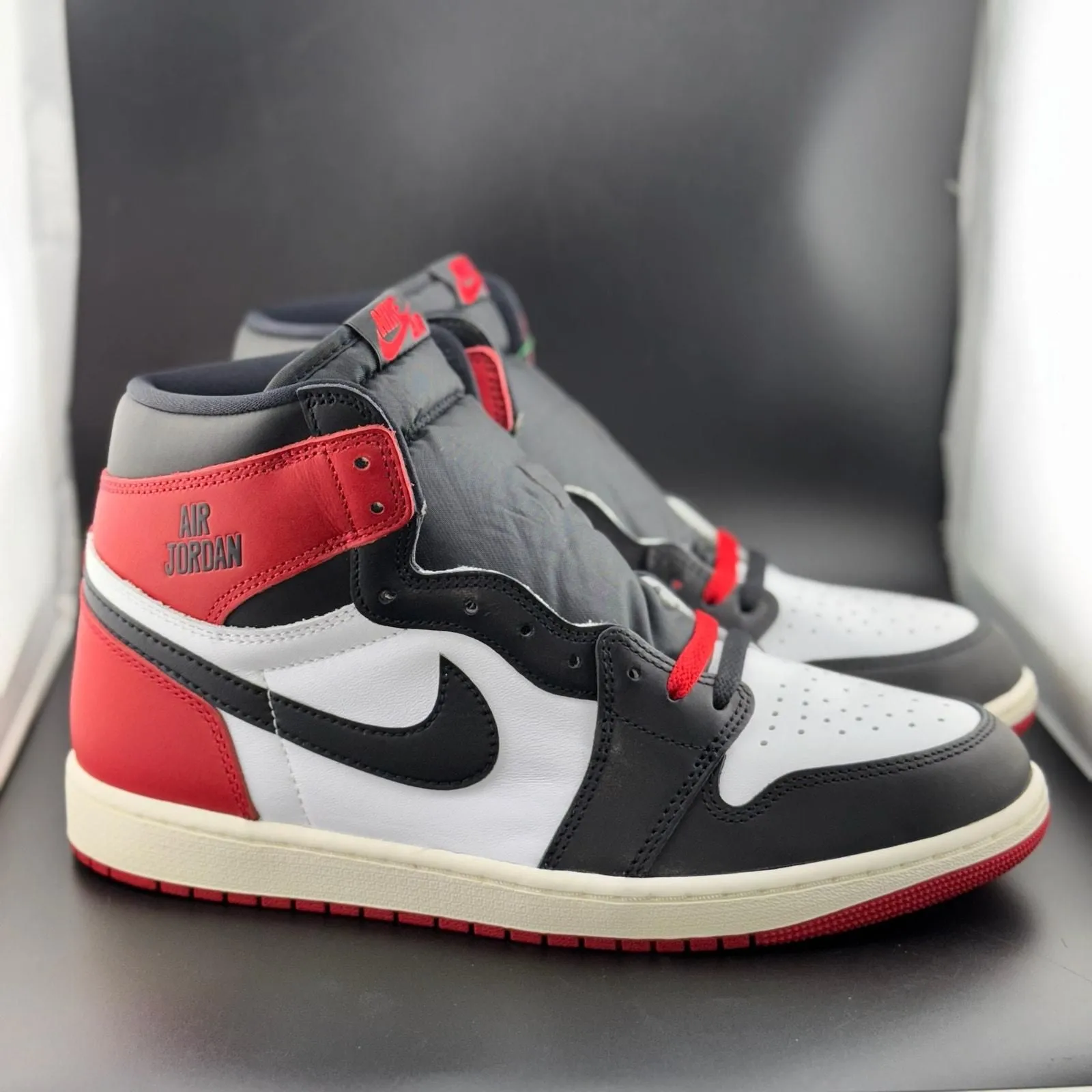 Product image for Jordan 1 Retro High OG Black Toe Reimagined