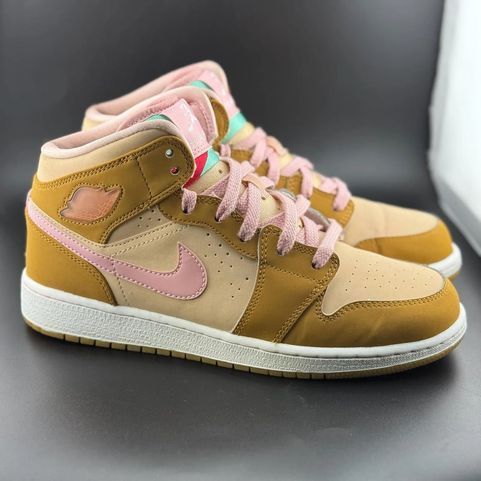 Product image for Jordan 1 Retro Lola Bunny (GS)