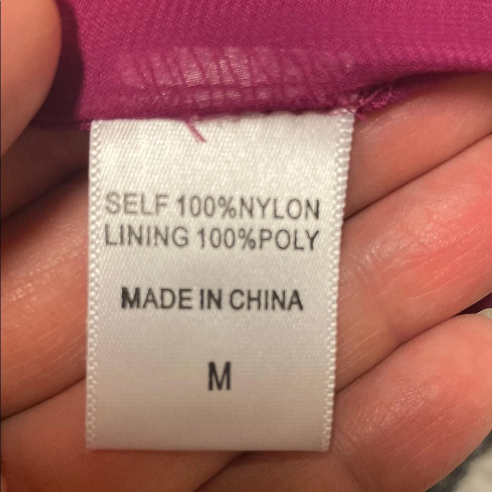 Listing Image Blurred Background