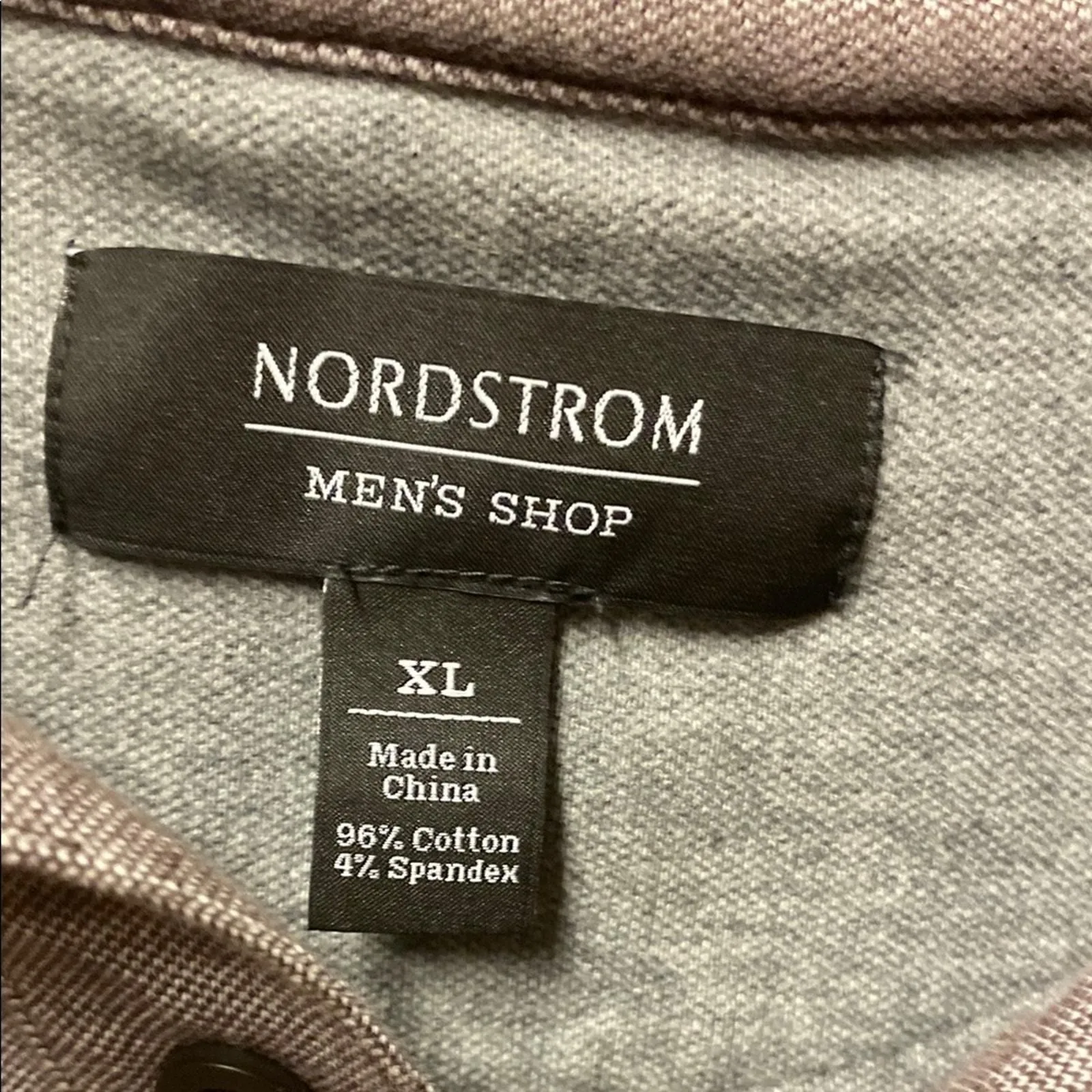Listing Image Blurred Background