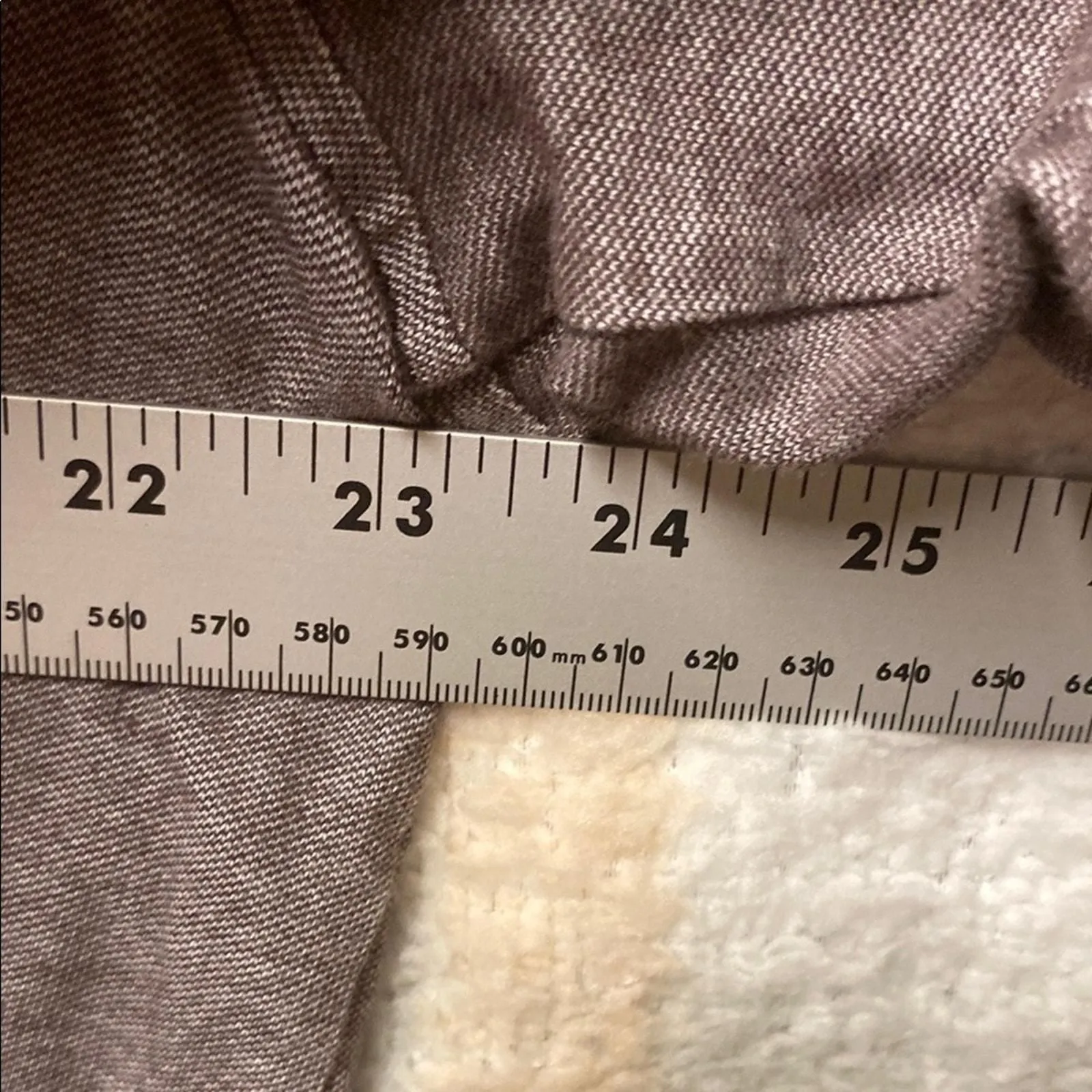 Listing Image Blurred Background