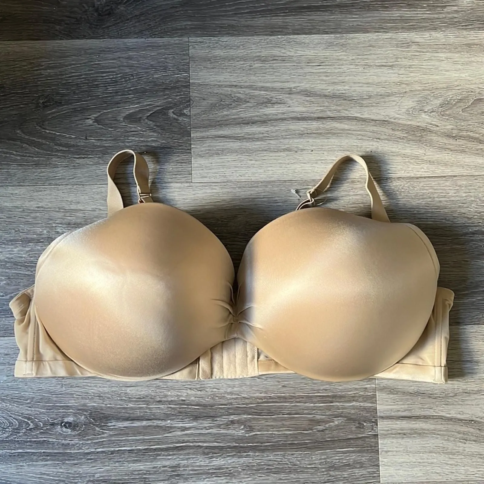 Product image for Cacique Tan Satin Bra 48DDD Womens Satin Padded Bra  - new-without-tags - Cacique