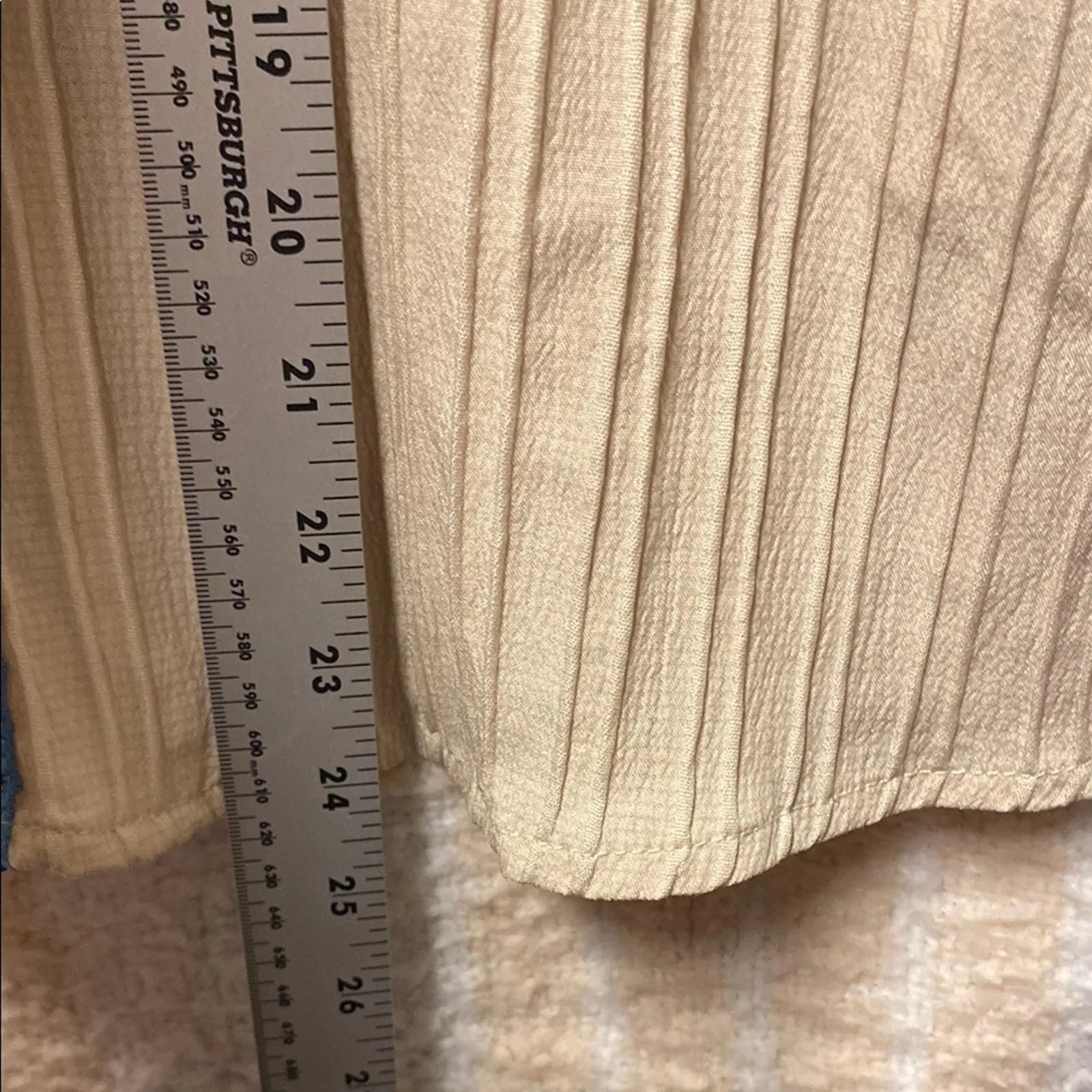 Listing Image Blurred Background