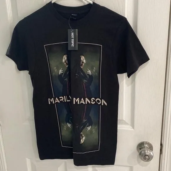 Product image for Marilyn Manson Hot Topic NWT black graphic short sleeve band tee shirt size XS