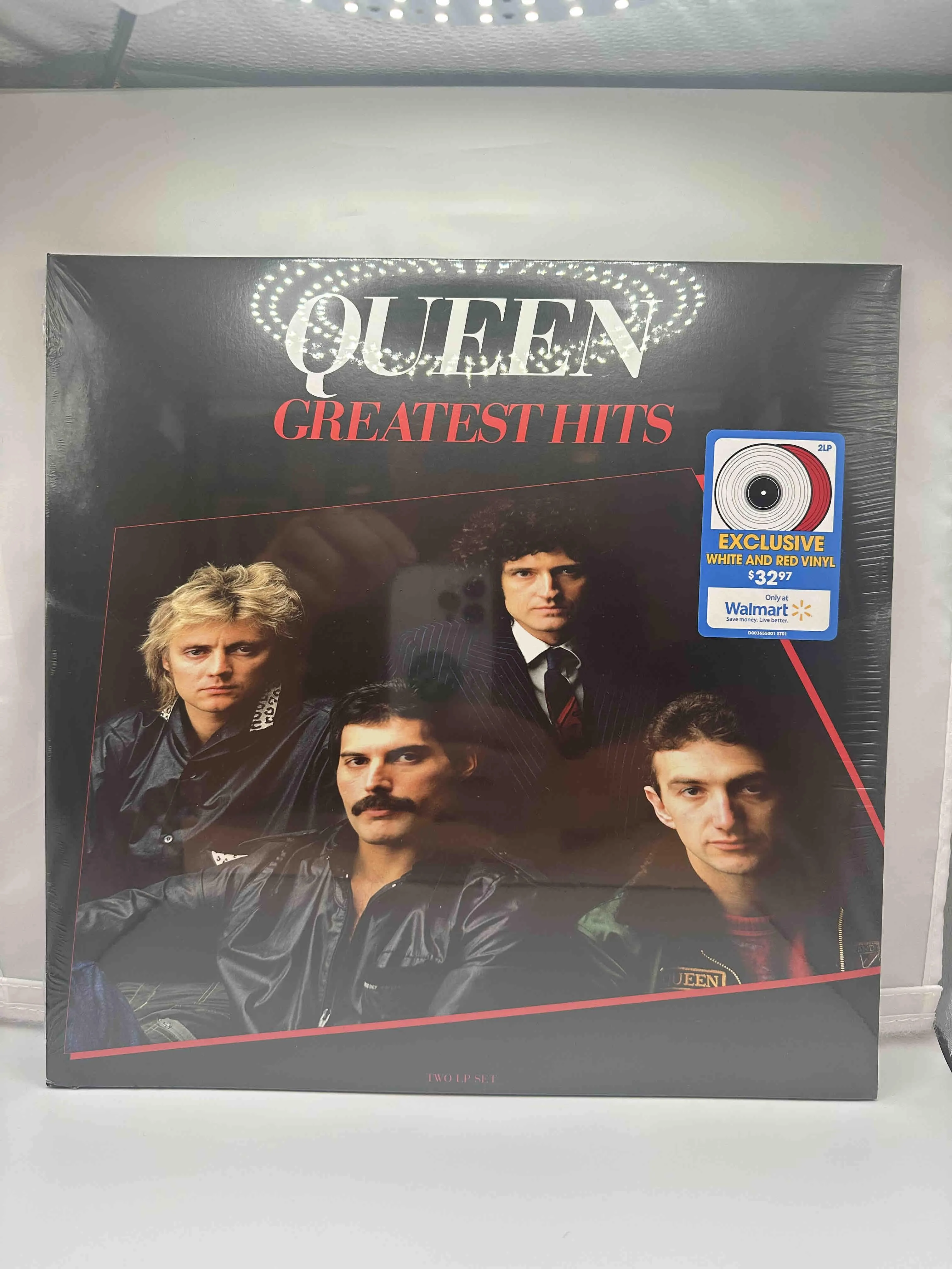 Product image for Queen Greatest Hits Red and White Vinyl LP