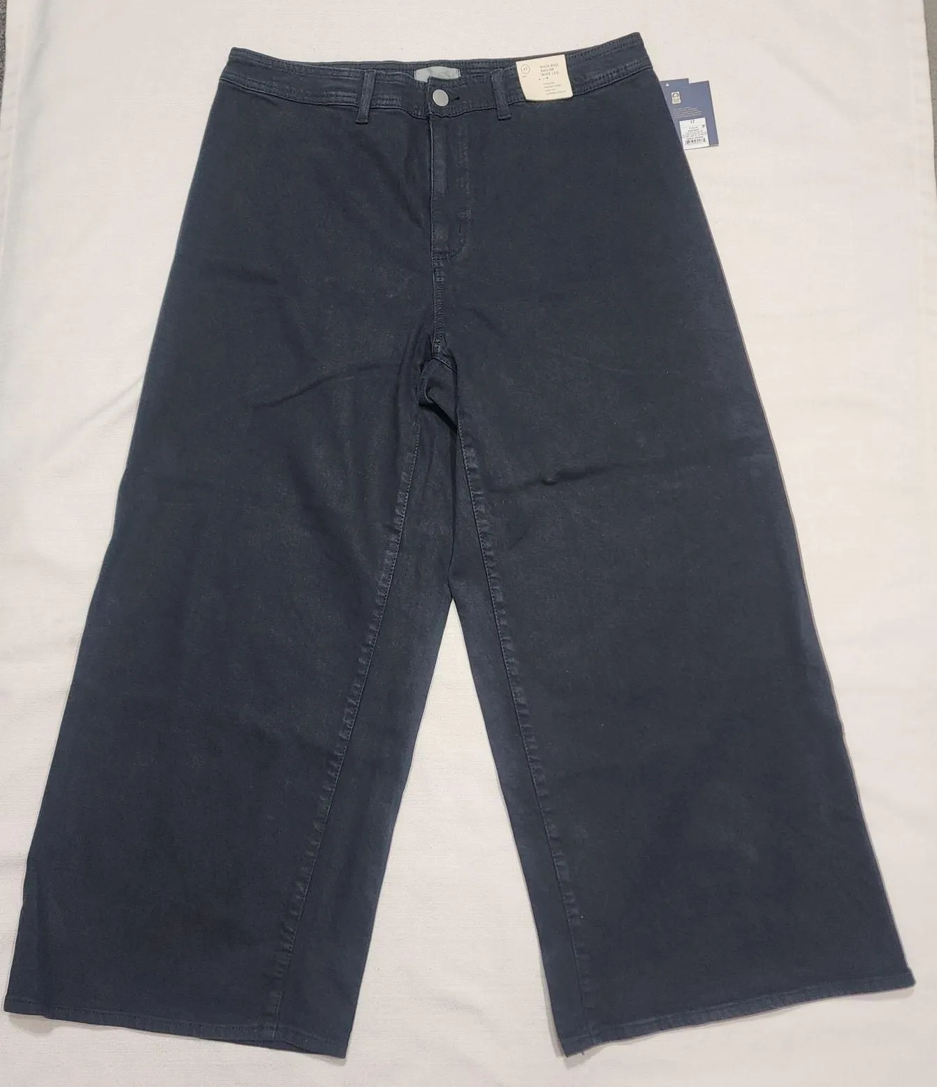 Listing Image Blurred Background