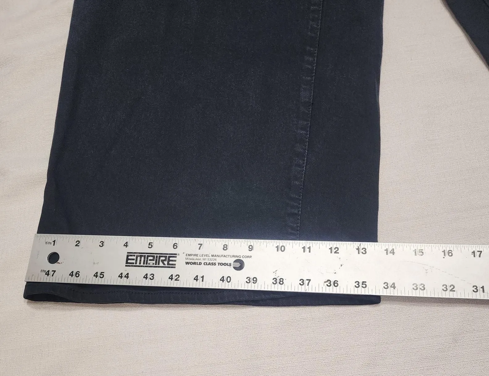 Listing Image Blurred Background