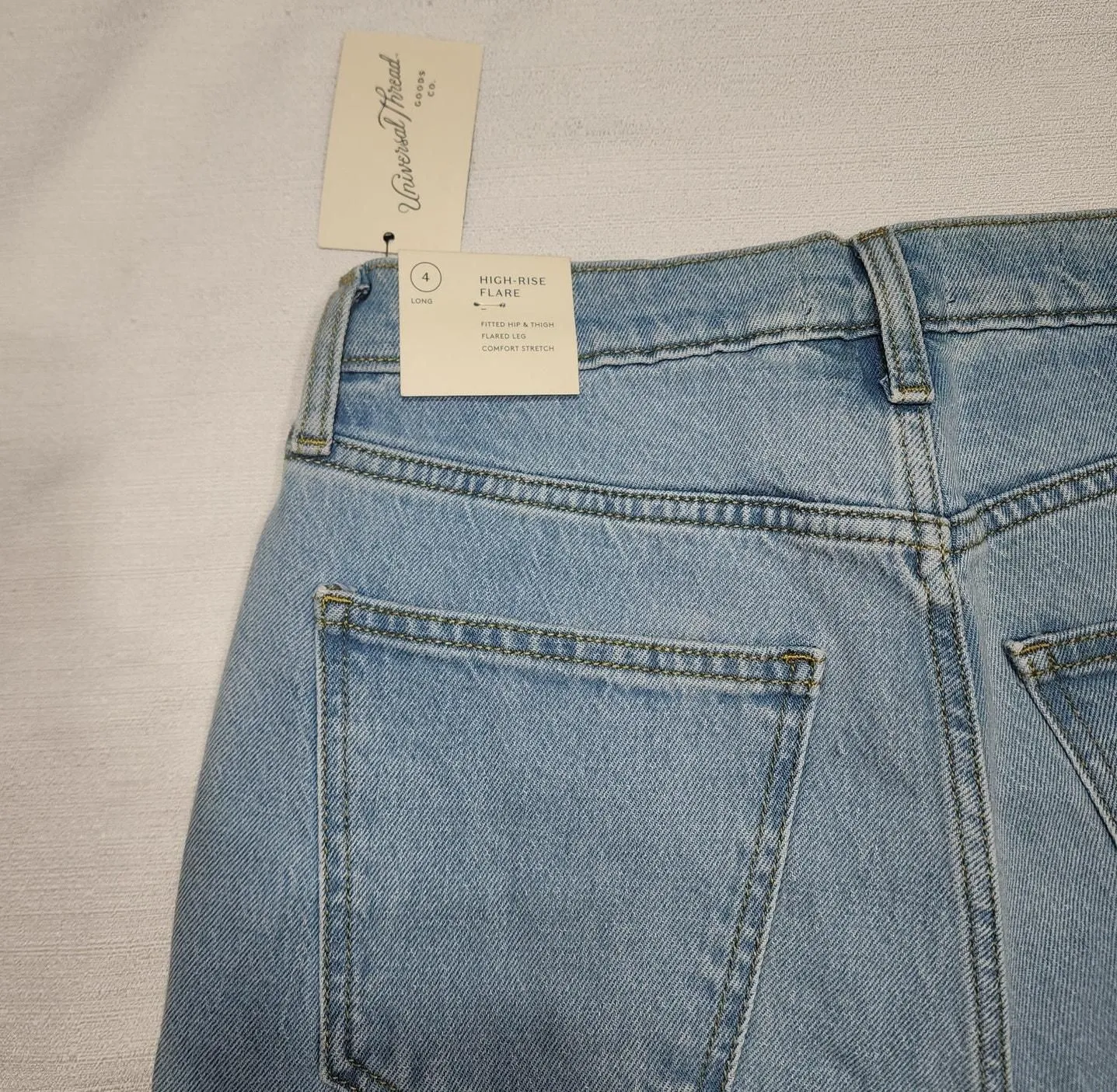 Listing Image Blurred Background