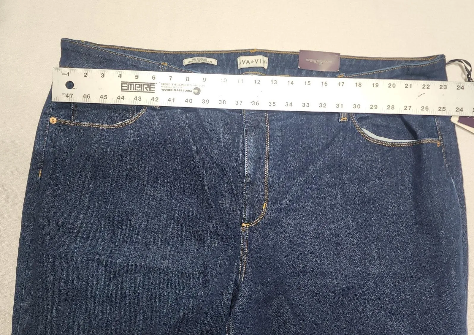 Listing Image Blurred Background