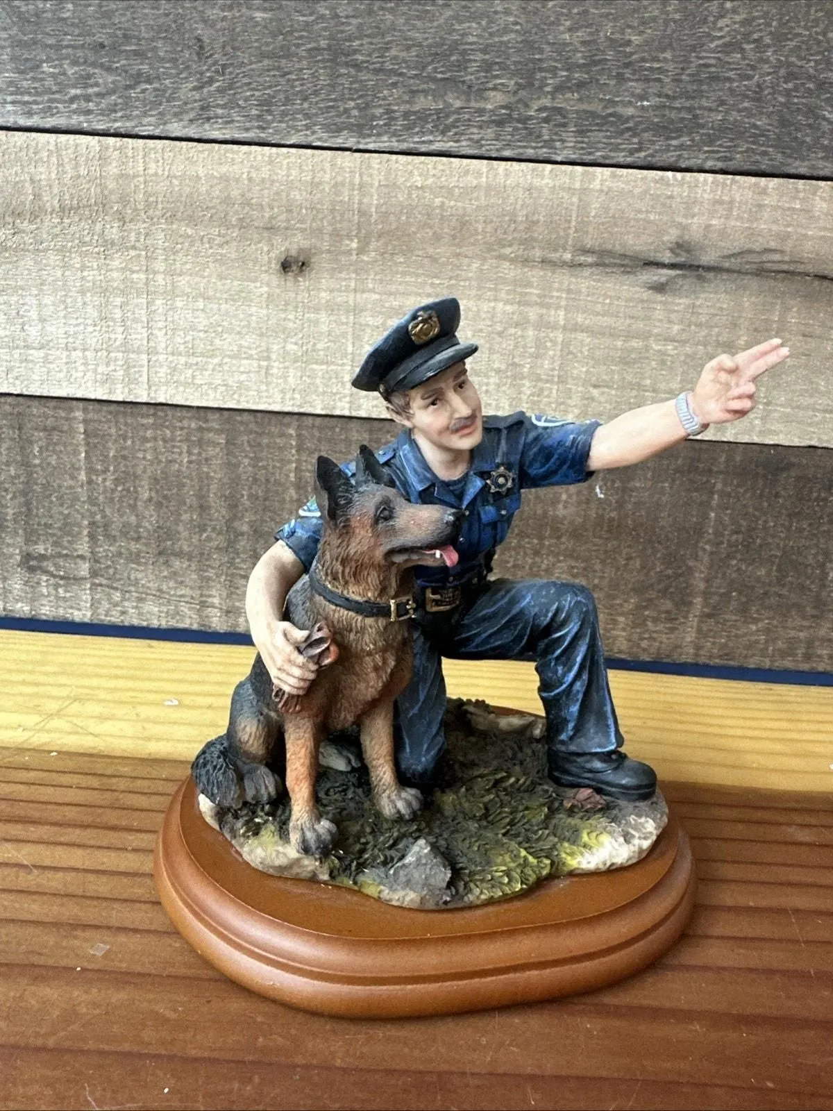 Product image for Vanmark Blue Hats Of Bravery 1997 Canine Command PE88802 Police & Dog Figurine