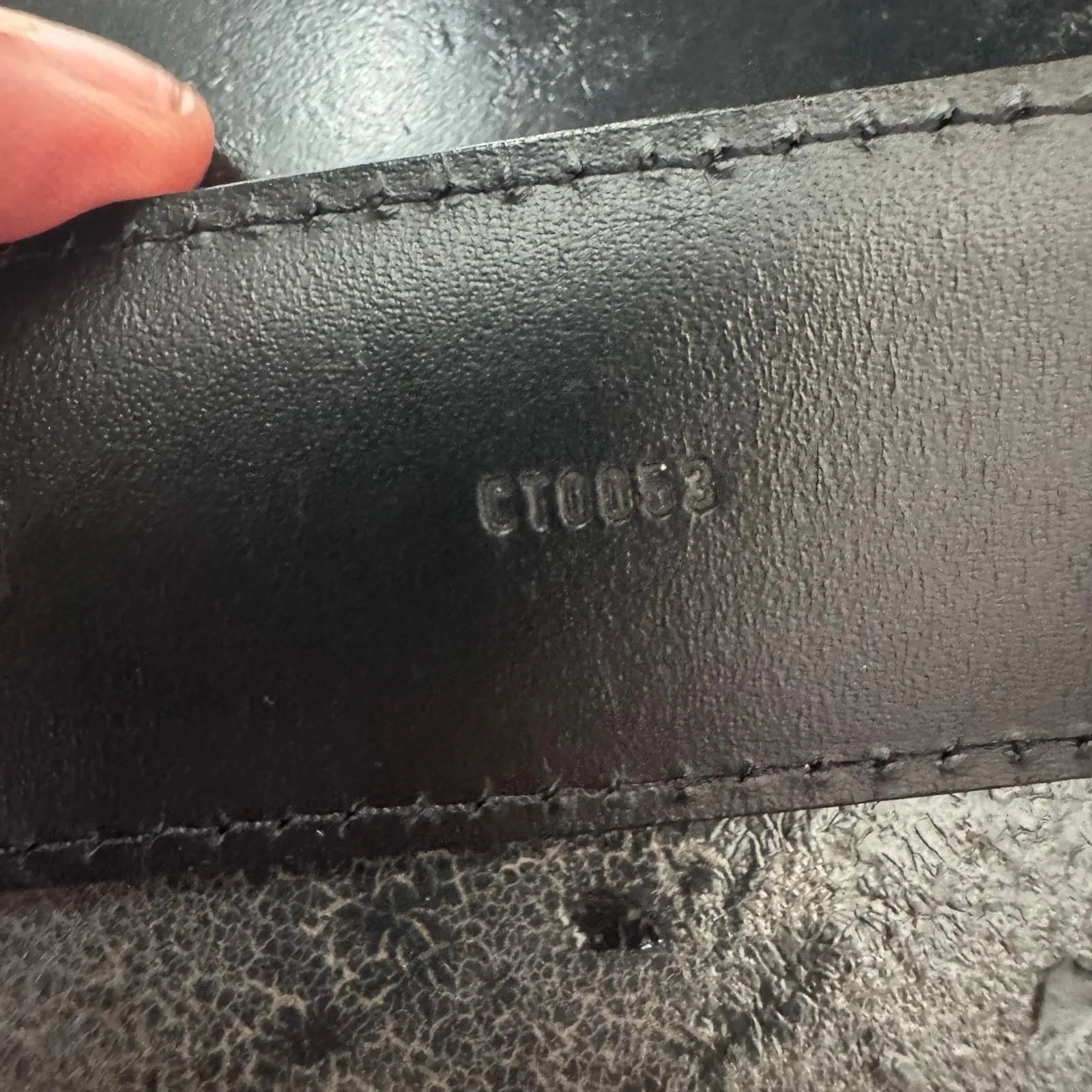 Listing Image Blurred Background