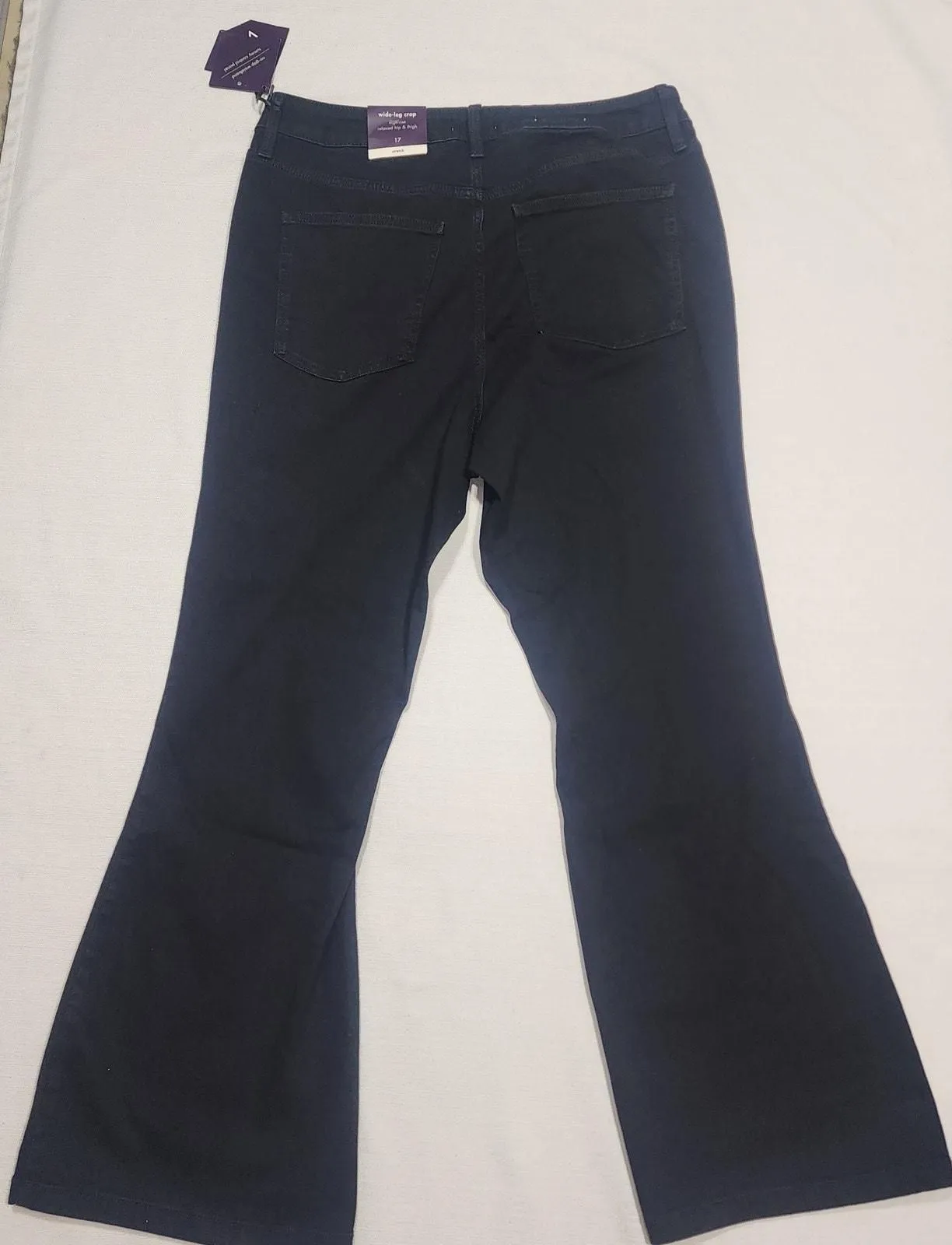 Listing Image Blurred Background