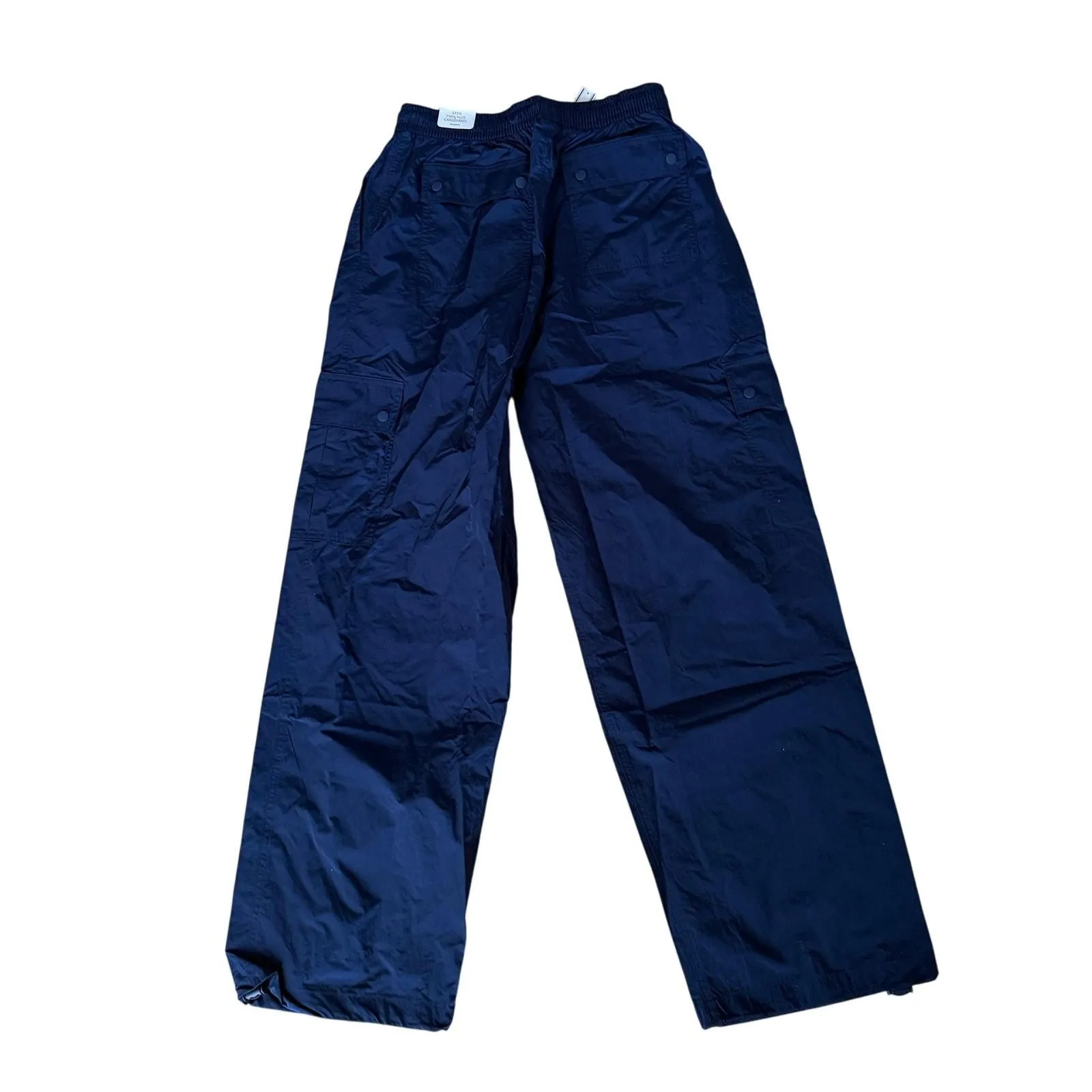 Listing Image Blurred Background