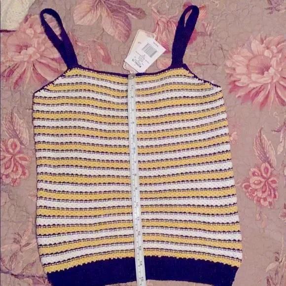 Product image for Retro style knit tank size medium